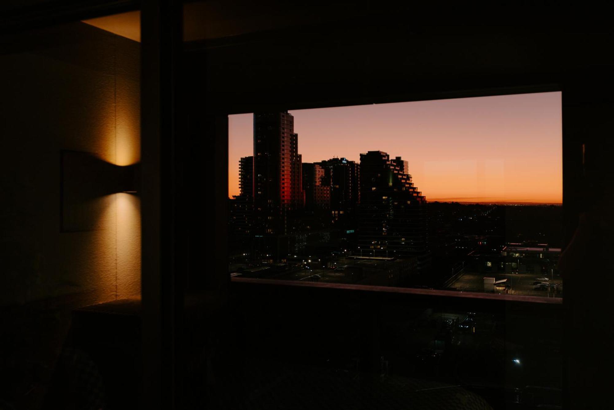 Skyone Lux 2Bed Room Aprt In Boxhill With Car Park Box Hill Exterior photo